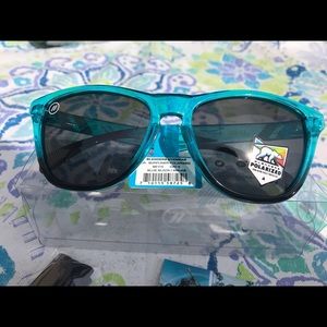 NWT Blenders Polarized Sunglasses Unisex